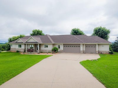 /international/us/w3769-highland-dr-la-crosse-wi-110101002664/