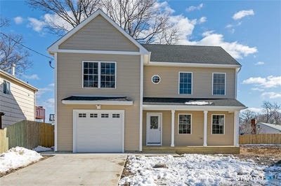 /international/us/111-vanguard-street-bridgeport-ct-110108499090/