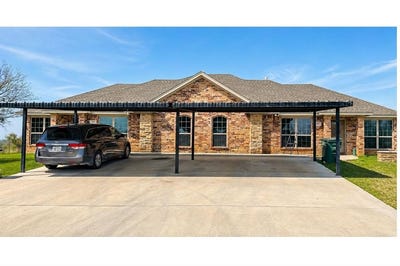/international/us/399-erwin-road-poolville-tx-110107712629/
