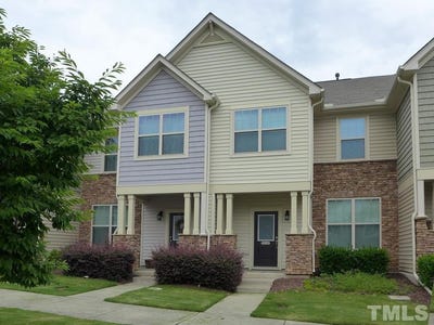 /international/us/15-st-elias-drive-durham-nc-110107381349/