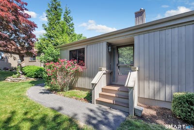 /international/us/493-pawnee-lane-stratford-ct-110108631933/