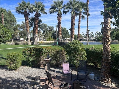 /international/us/16400-bubbling-wells-road-desert-hot-springs-ca-110120038800/