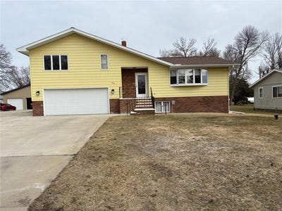 /international/us/106-4th-street-n-hoffman-mn-110106697979/