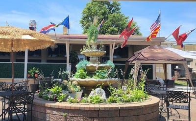 /international/us/9845-lawrence-avenue-schiller-park-il-110092210036/