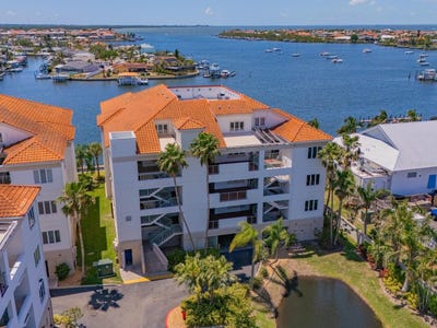 /international/us/1042-bellasol-way-apollo-beach-fl-110098828467/