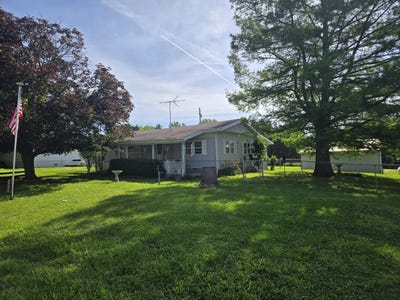 /international/us/22225-county-road-271a-wheatland-mo-110108501412/