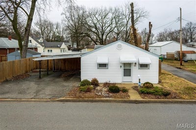 /international/us/601-e-jefferson-street-o-fallon-il-110100653925/