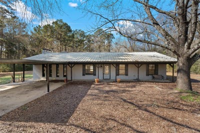 /international/us/124-quail-creek-drive-carthage-tx-110108154000/