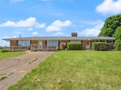 /international/us/1570-w-old-highway-11-sw-mauckport-in-110108998806/