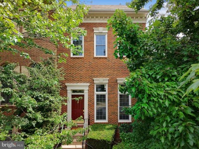/international/us/4663-lambert-drive-alexandria-va-110101402843/