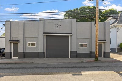 /international/us/129-summit-street-pawtucket-ri-110108209128/