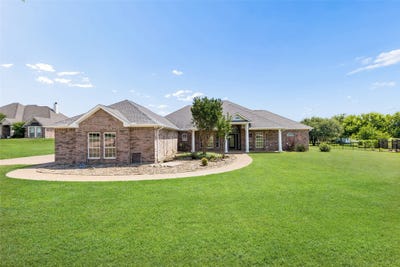 /international/us/2105-wood-duck-lane-granbury-tx-110108547398/