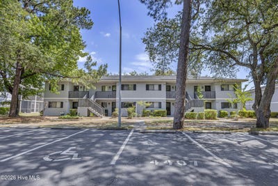 /international/us/4403-holly-tree-road-wilmington-nc-110107960373/