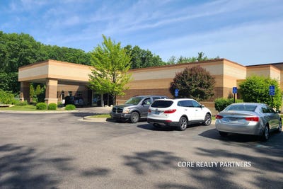 /international/us/1250-mercy-drive-muskegon-mi-110090904615/