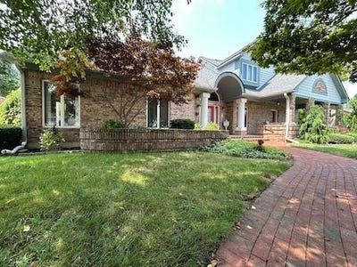 /international/us/2437-n-grand-avenue-n-connersville-in-110110026019/