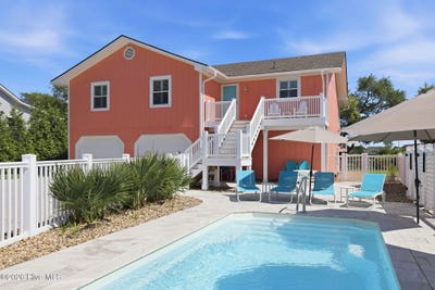 /international/us/7023-archers-creek-drive-emerald-isle-nc-110109069552/