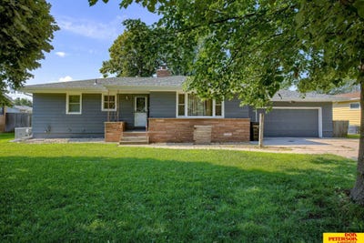 /international/us/2211-phelps-avenue-fremont-ne-110100998667/?lang=zh-cn