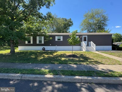 /international/us/19-meadowbrook-drive-browns-mills-nj-110109001602/