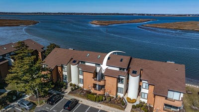 /international/us/122-wahoo-dr-ocean-city-nj-110097966304/