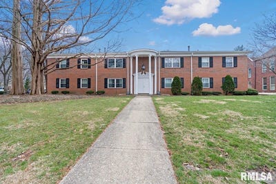 /international/us/1301-s-douglas-avenue-springfield-il-110108093172/