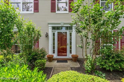 /international/us/11-s-manor-court-wall-nj-110108907686/