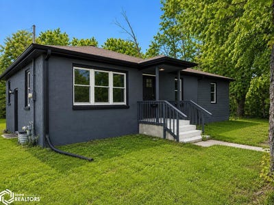 /international/us/202-curran-street-burlington-ia-110108267418/