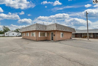 /international/us/22-n-main-st-south-hutchinson-ks-110110321324/