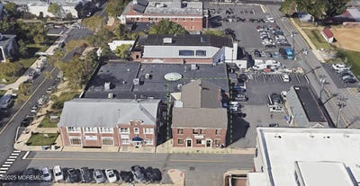 /international/us/206-court-house-lane-toms-river-nj-110103374344/