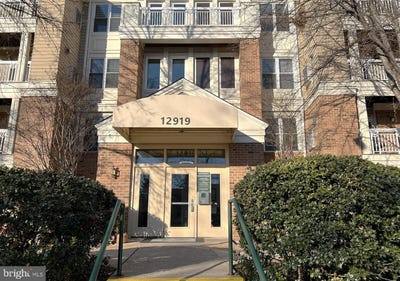 /international/us/12919-alton-sq-112-herndon-va-110108612468/