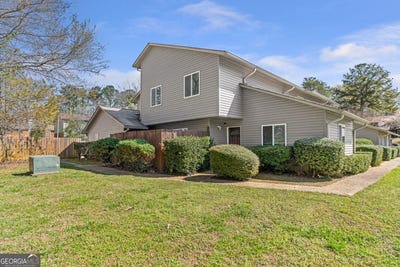/international/us/4908-willow-lane-austell-ga-110106817489/