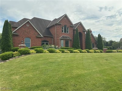 /international/us/3204-maple-creek-drive-zanesville-oh-110100801258/