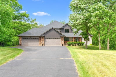 /international/us/11792-272nd-avenue-nw-zimmerman-mn-110110298172/