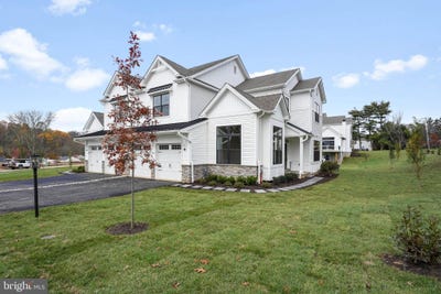 /international/us/47-sawmill-court-west-chester-pa-110095046008/