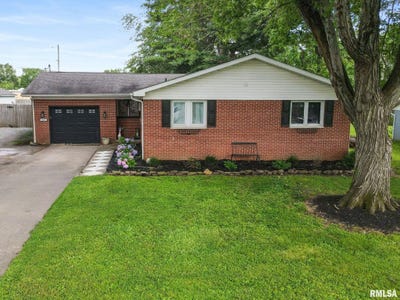 /international/us/809-dogwood-lane-marion-il-110100324356/