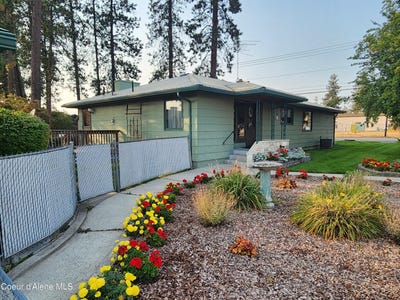 /international/us/212-e-mullan-ave-post-falls-id-110108387817/