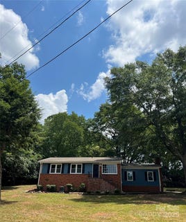 /international/us/1320-kings-circle-shelby-nc-110100691139/