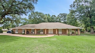 /international/us/61258-n-military-road-slidell-la-110107746886/