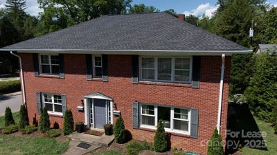 /international/us/300-charlotte-street-asheville-nc-110102282750/