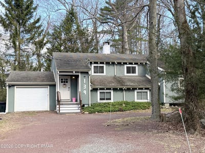 /international/us/9-sassafras-road-lake-harmony-pa-110106318464/