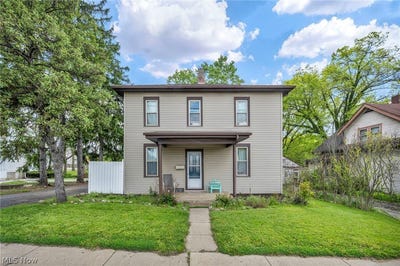 /international/us/22-main-street-s-navarre-oh-110108071441/