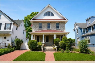/international/us/69-saint-stephens-place-staten-island-ny-110109001945/