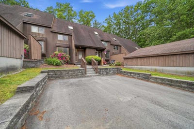 /international/us/25-silverton-drive-nashua-nh-110108490509/