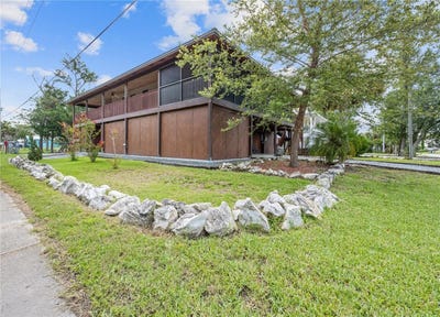/international/us/1950-nw-19th-street-crystal-river-fl-110100941776/?lang=id