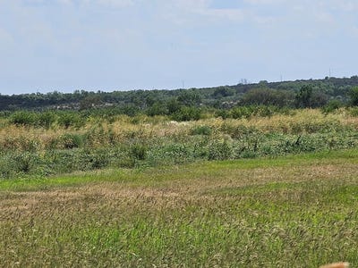 /international/us/3350-rosita-valley-road-eagle-pass-tx-110101529719/?lang=en