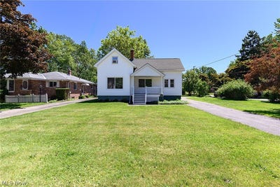 /international/us/3213-clague-road-north-olmsted-oh-110108552890/
