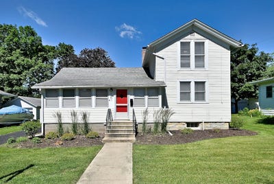 /international/us/225-n-elm-street-waterman-il-110108963691/