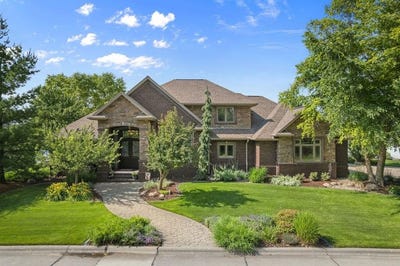 /international/us/27611-woodside-drive-columbus-ne-110109182968/