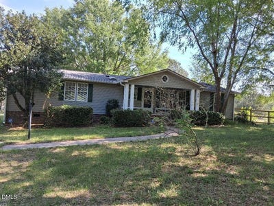 /international/us/20-rus-drive-louisburg-nc-110108118839/