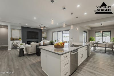 /international/us/20452-e-appaloosa-drive-queen-creek-az-110107417575/