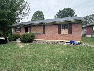 /international/us/203-cowden-court-lancaster-ky-110107804110/